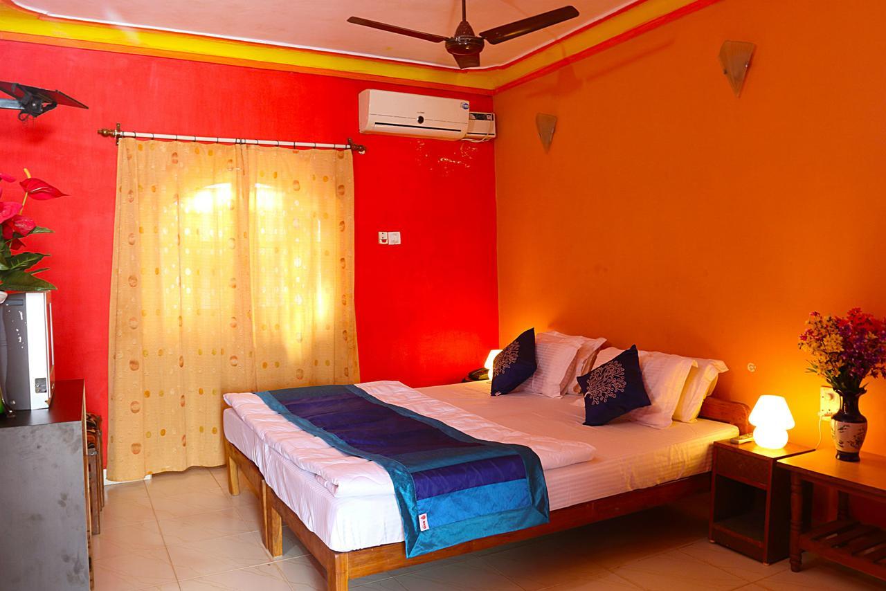 Dreams Palm Beach Resort Calangute Exterior photo
