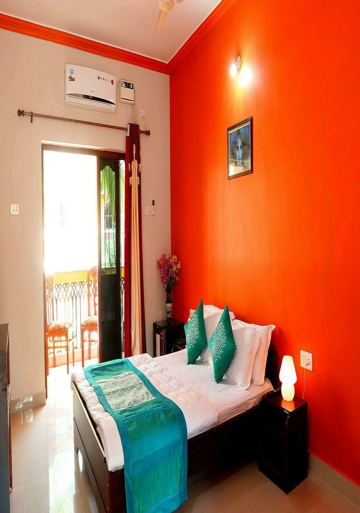 Dreams Palm Beach Resort Calangute Exterior photo
