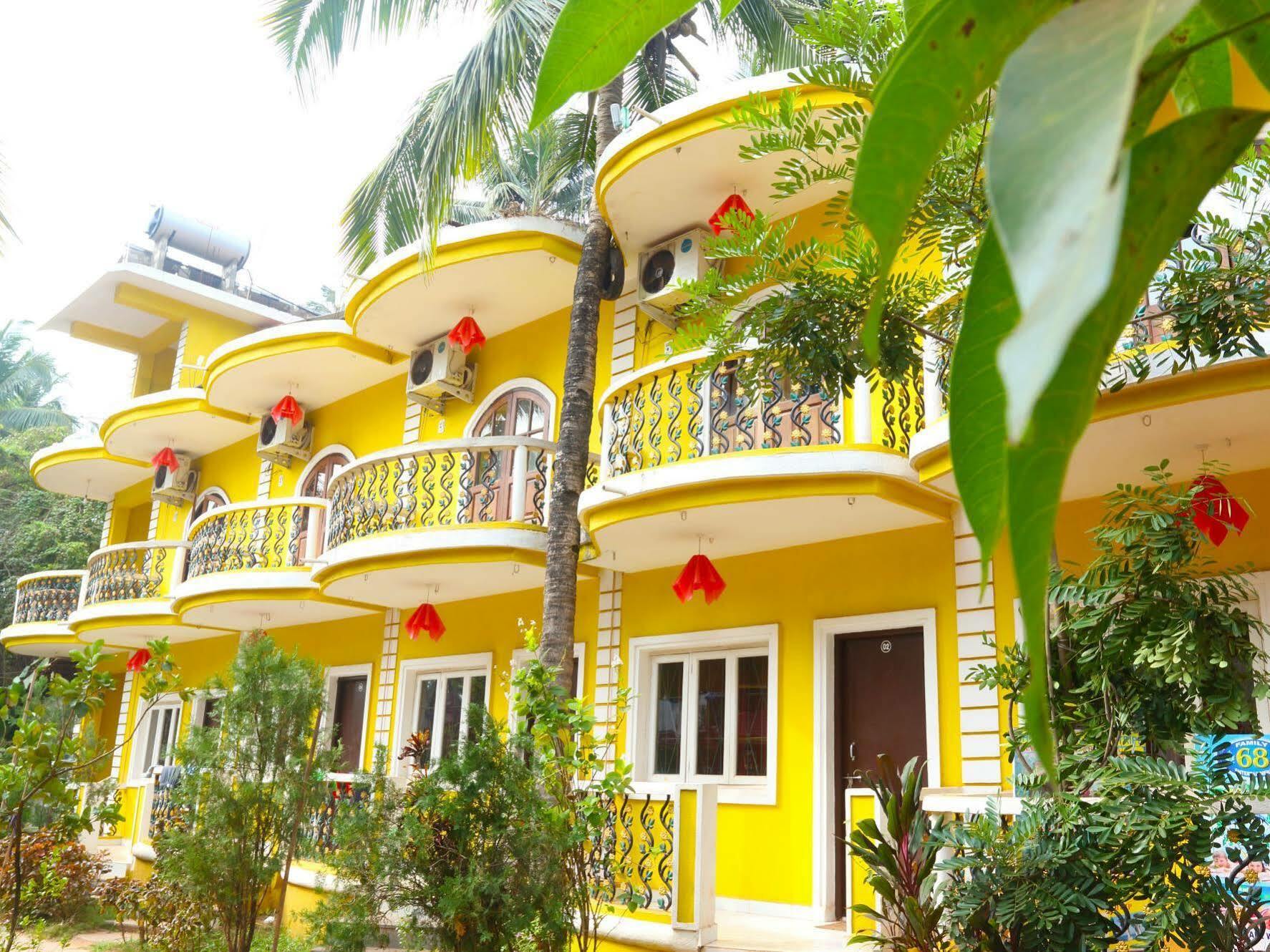 Dreams Palm Beach Resort Calangute Exterior photo